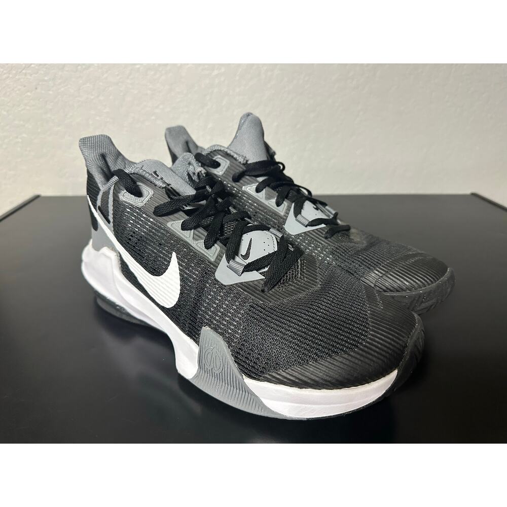 Nike Air Max Impact 3 Basketball Sneaker Shoes Men 10 Streetwear Fashion Head